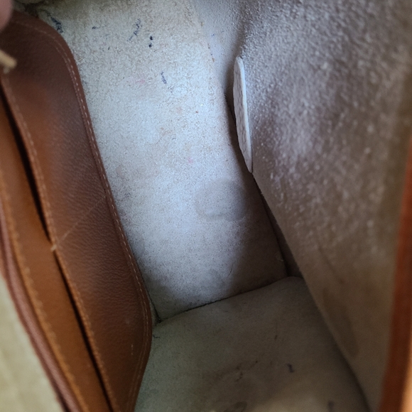 SWAPPED Dooney & Bourke White Leather Shoulder Bag + Wallet - Picture 7 of 16